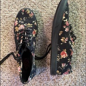 VANS Authentic Low Pro Black Floral